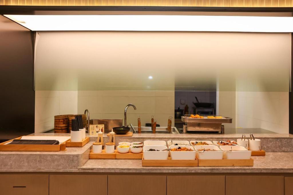 Ji Hotel Shanghai Xujiahui Luaran gambar